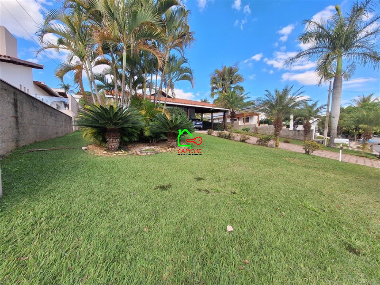 Casa de Condomínio para alugar com 3 quartos, 1033m² - Foto 3