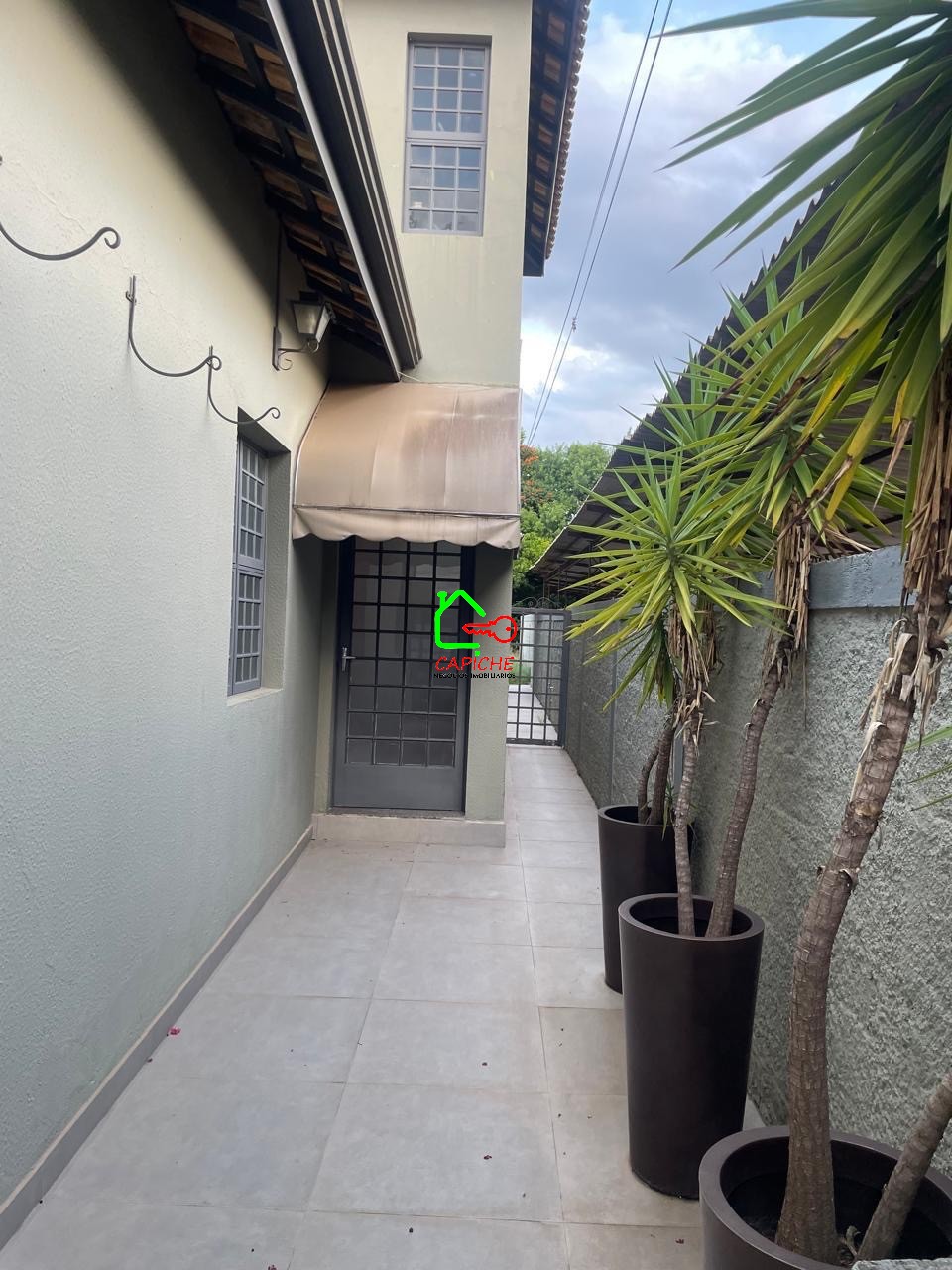 Prédio Inteiro - Foto 1