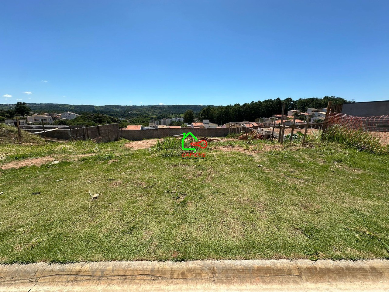 Terreno, 301 m² - Foto 4