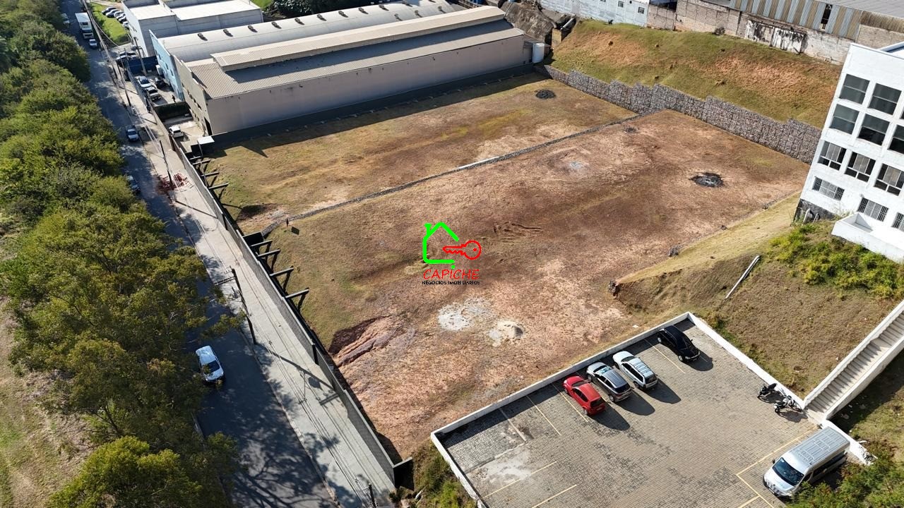 Loteamento e Condomínio, 3400 m² - Foto 1