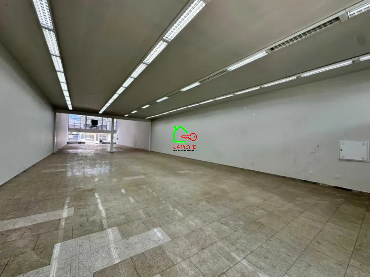 Prédio Inteiro - Foto 1