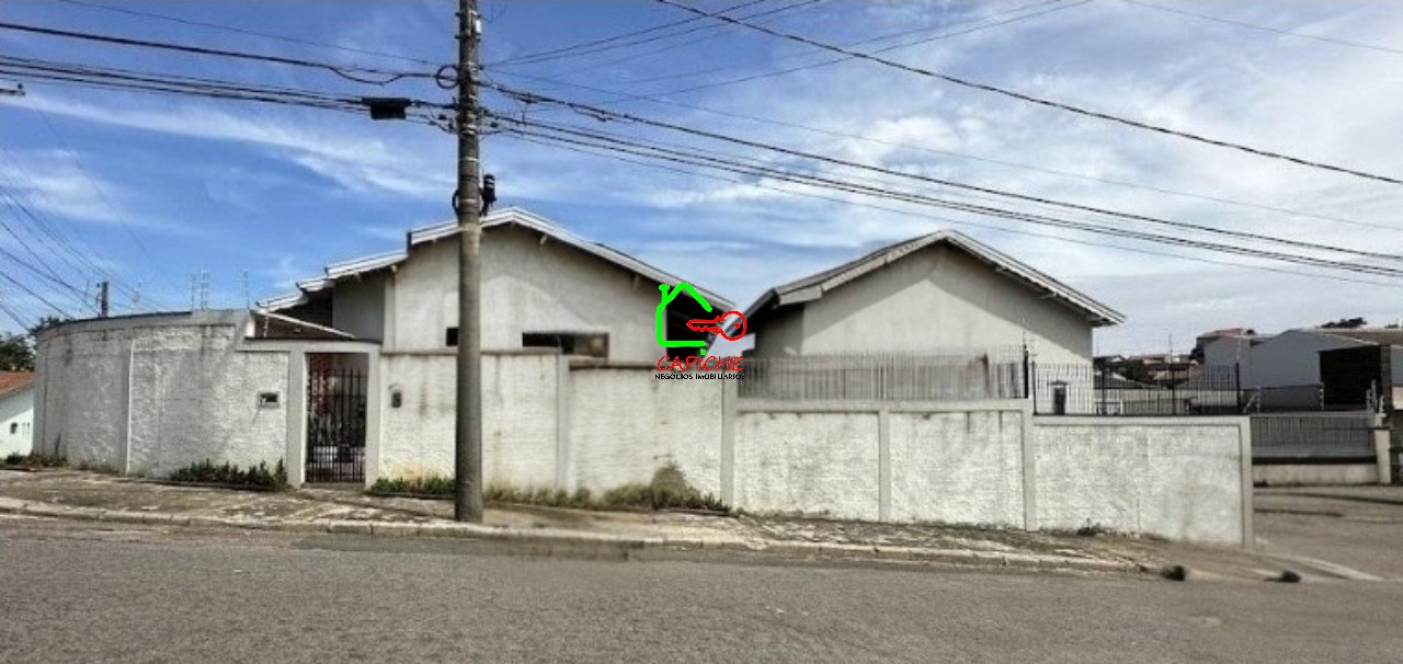 Casa, 3 quartos, 211 m² - Foto 2