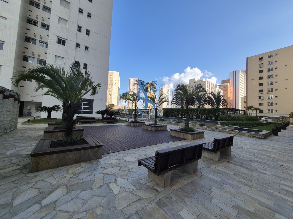 Apartamento à venda com 2 quartos, 77m² - Foto 31