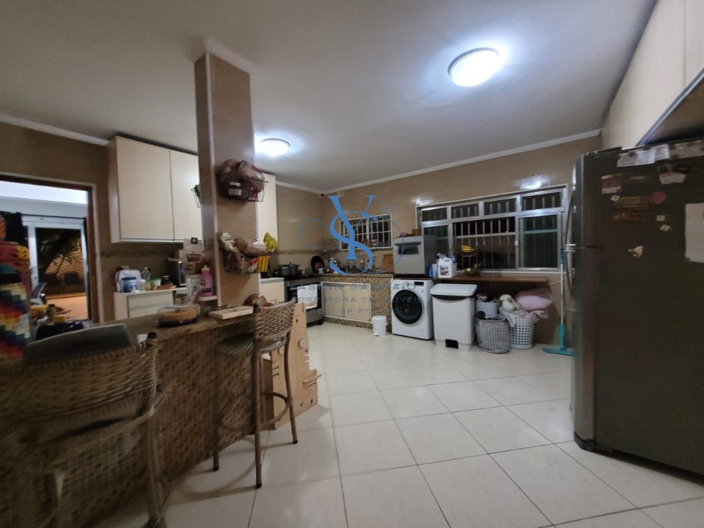 Casa, 4 quartos, 217 m² - Foto 7