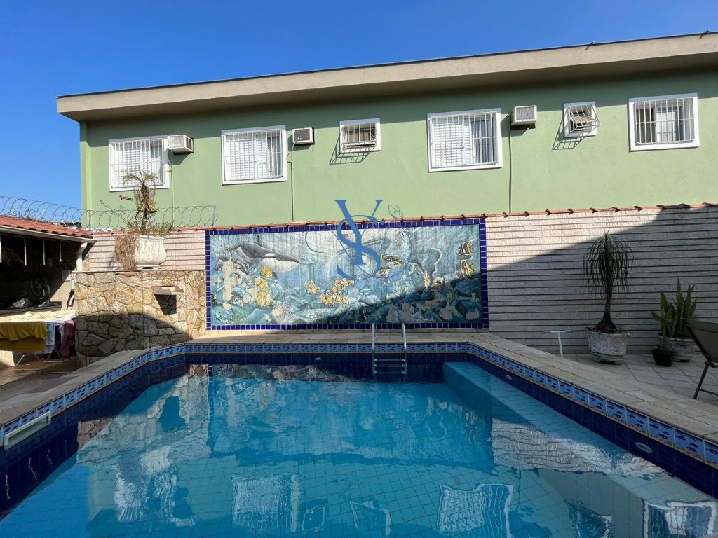 Casa à venda com 4 quartos, 150m² - Foto 2
