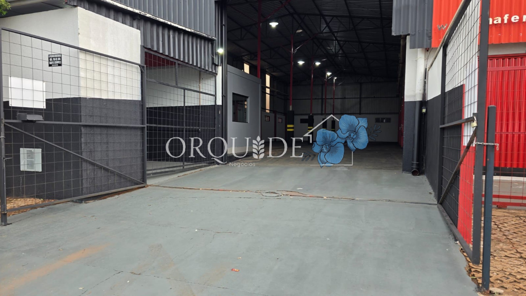 Depósito-Galpão, 350 m² - Foto 1