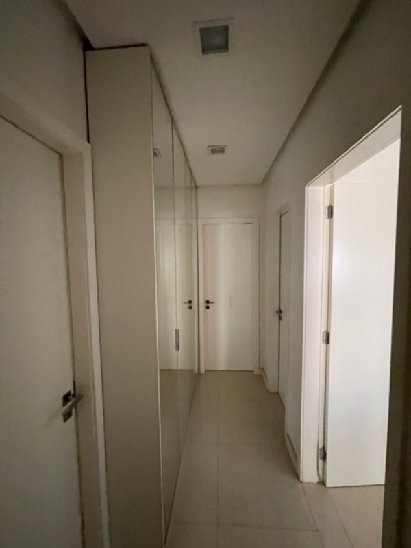 Apartamento à venda com 4 quartos, 285m² - Foto 28