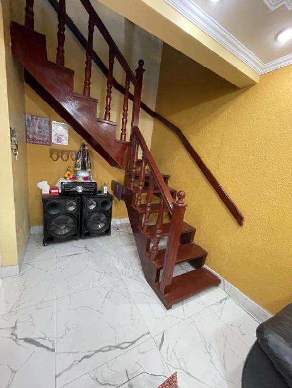 Casa à venda com 4 quartos, 450m² - Foto 11