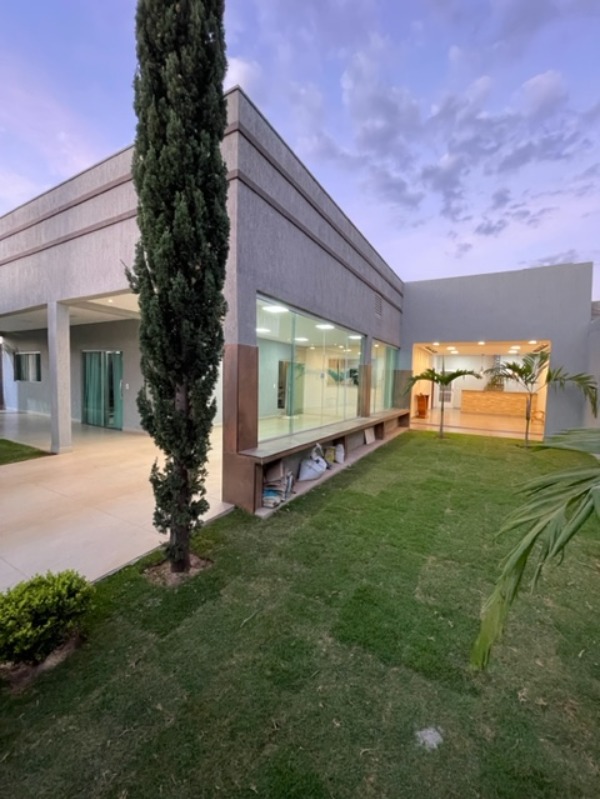 Casa à venda com 4 quartos, 320m² - Foto 31