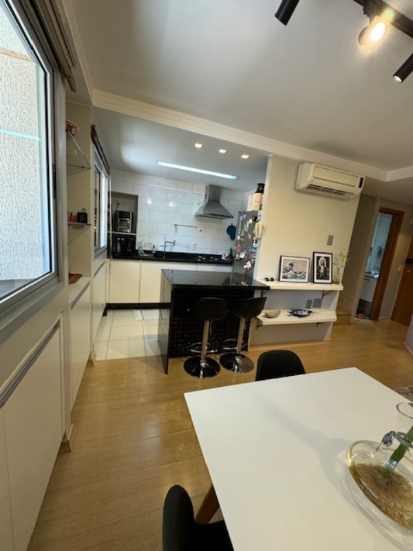 Apartamento à venda com 1 quarto, 62m² - Foto 8