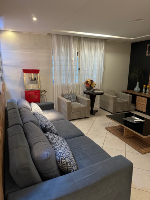 Casa à venda com 4 quartos, 350m² - Foto 15