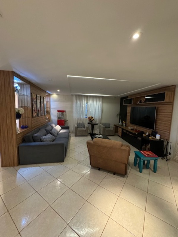 Casa à venda com 4 quartos, 350m² - Foto 21