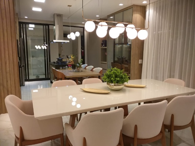 Casa à venda com 4 quartos, 560m² - Foto 18