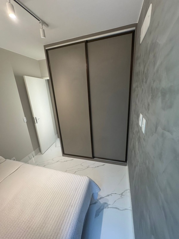 Apartamento à venda com 2 quartos, 60m² - Foto 7