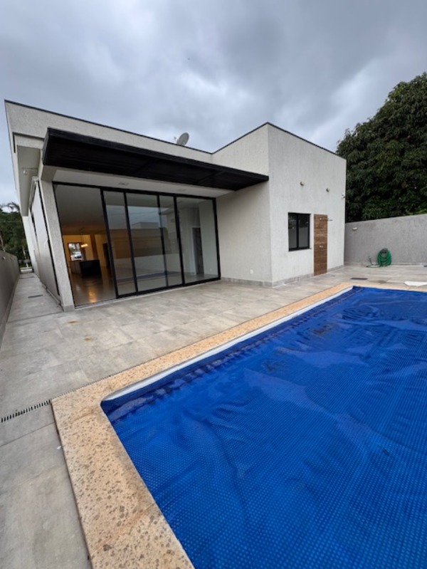 Casa à venda e aluguel com 4 quartos, 400m² - Foto 31