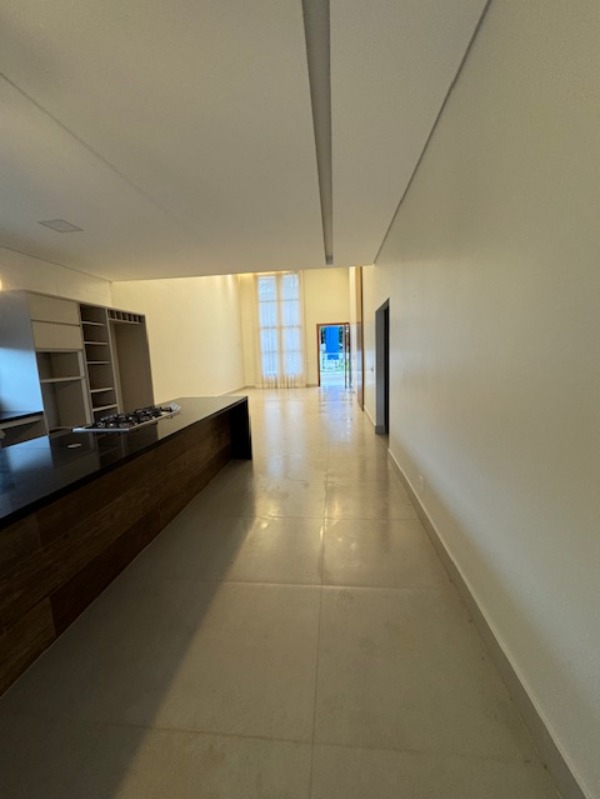 Casa à venda e aluguel com 4 quartos, 400m² - Foto 33