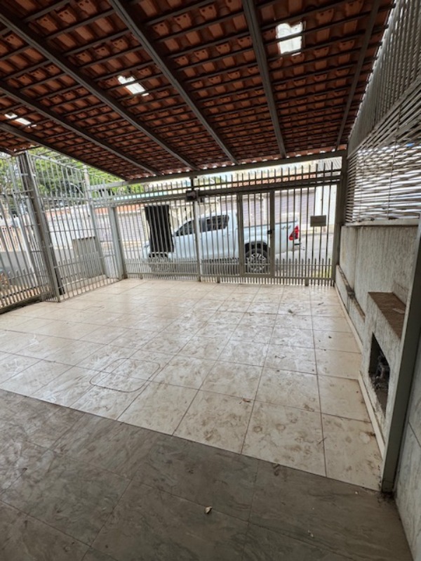 Casa, 4 quartos, 285 m² - Foto 2