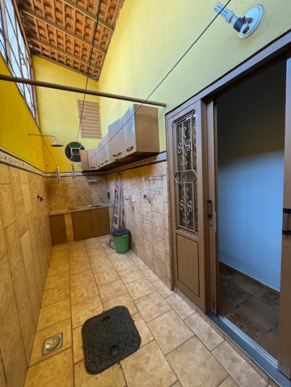 Casa, 3 quartos, 220 m² - Foto 6