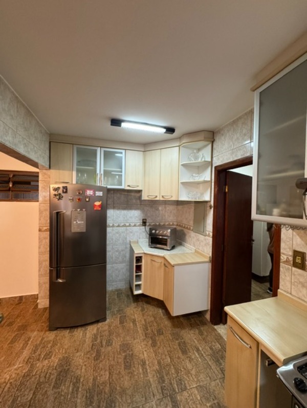 Casa, 3 quartos, 2225 m² - Foto 33
