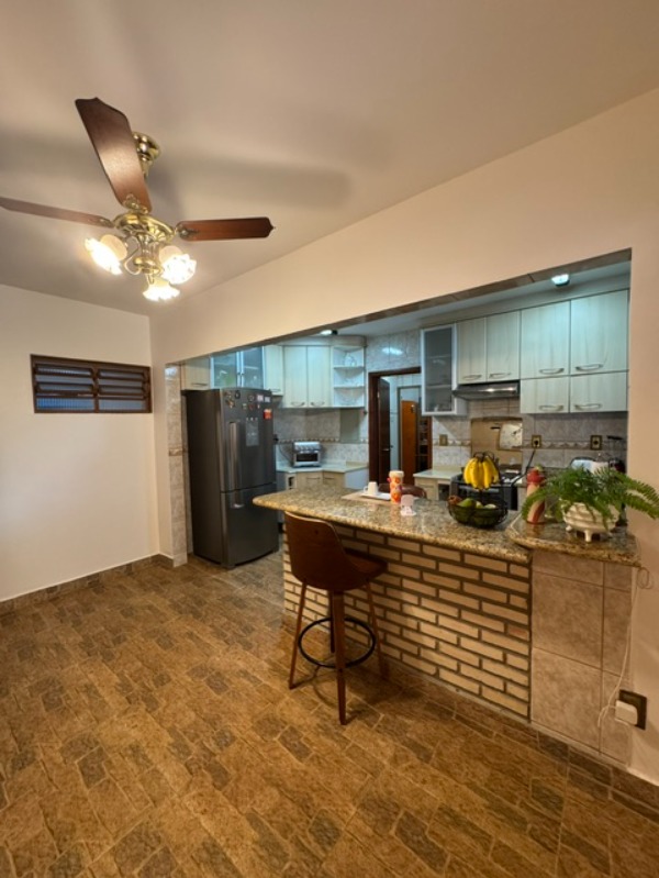 Casa, 3 quartos, 2225 m² - Foto 12