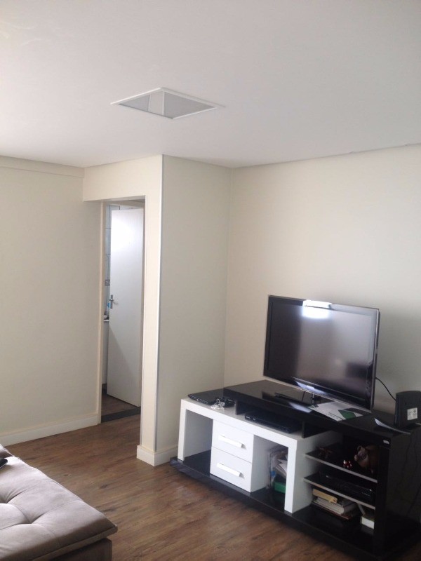 Apartamento à venda com 2 quartos, 60m² - Foto 10