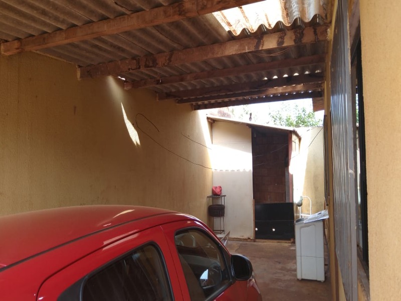 Casa à venda com 3 quartos, 70m² - Foto 4