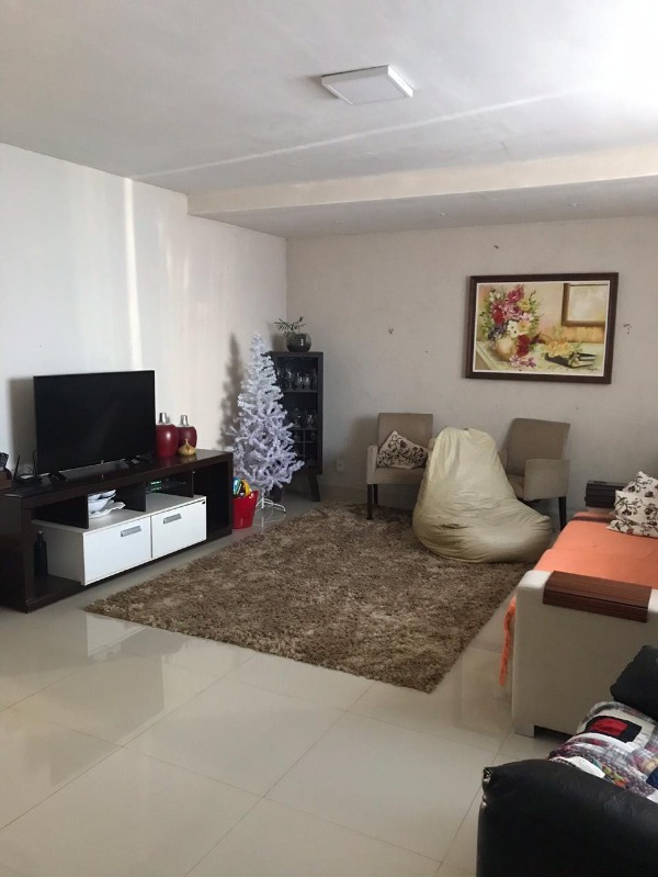 Casa à venda com 4 quartos, 360m² - Foto 17