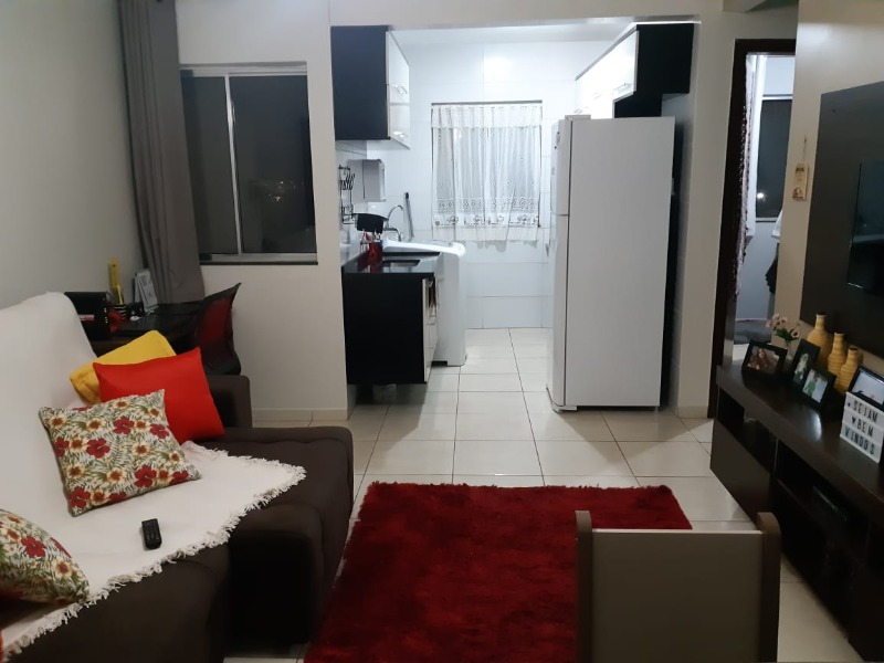 Apartamento à venda com 2 quartos, 45m² - Foto 3