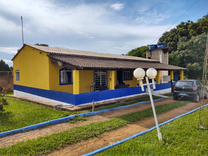 Chácara à venda com 4 quartos, 4000m² - Foto 1