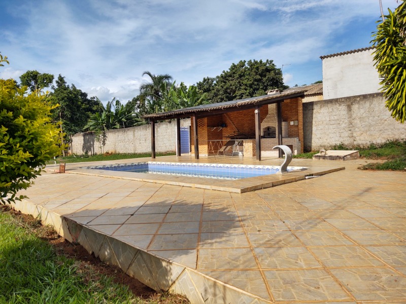 Chácara à venda com 4 quartos, 4000m² - Foto 2