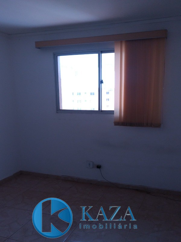 Apartamento à venda com 2 quartos, 42m² - Foto 4