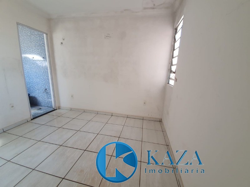 Casa à venda com 5 quartos, 210m² - Foto 14