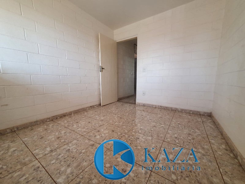 Apartamento à venda com 2 quartos, 70m² - Foto 12