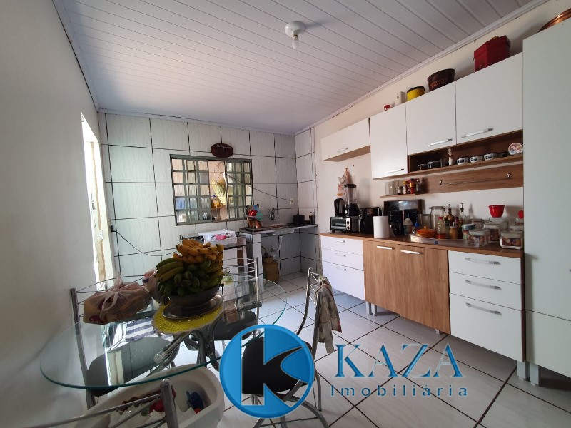 Casa à venda com 2 quartos, 70m² - Foto 5