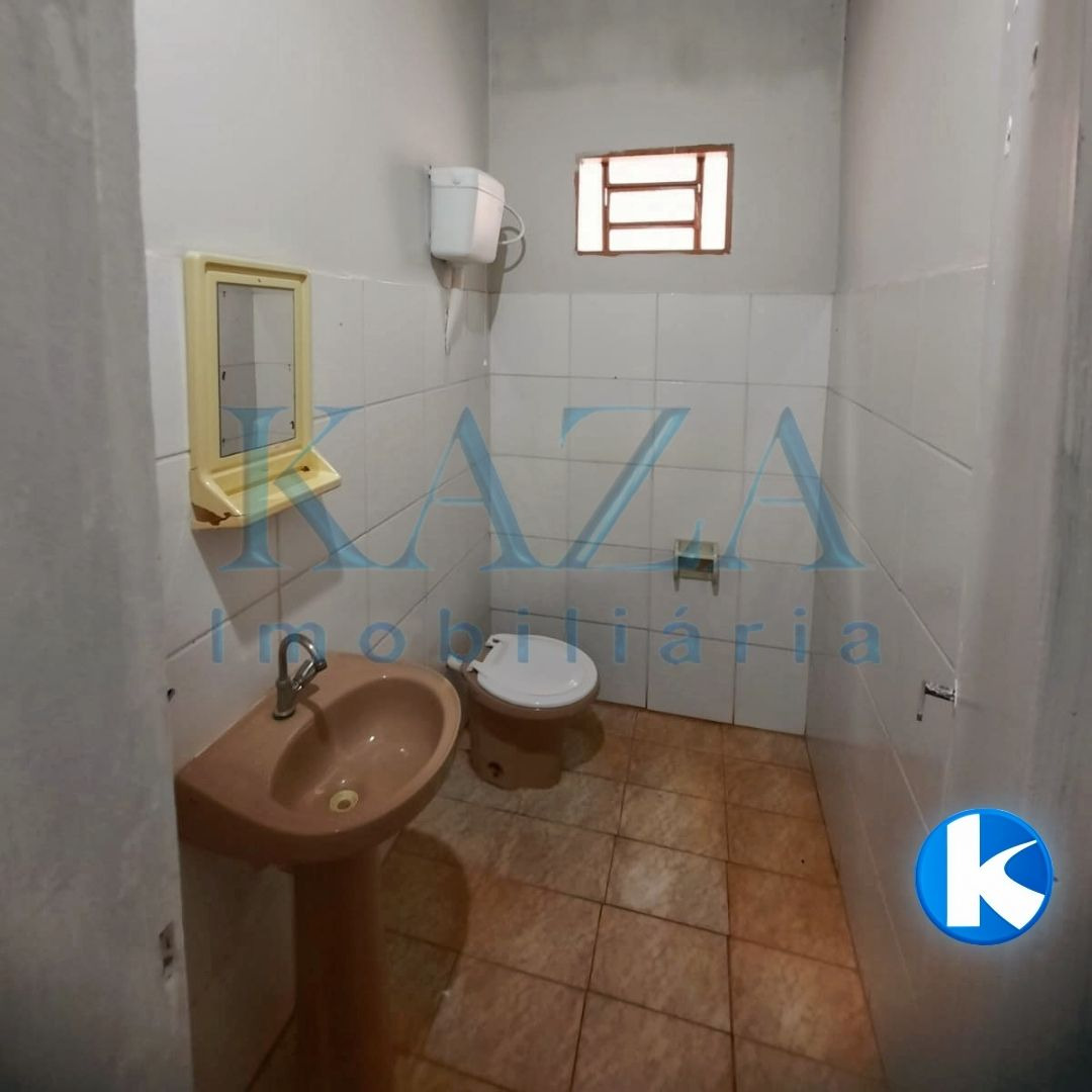 Casa à venda com 6 quartos, 150m² - Foto 12