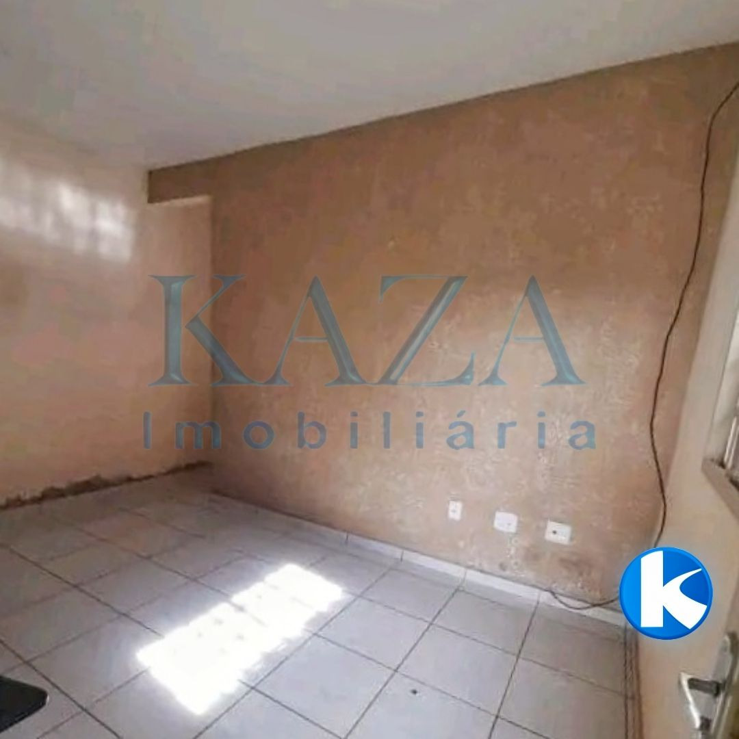 Casa à venda com 3 quartos, 69m² - Foto 2