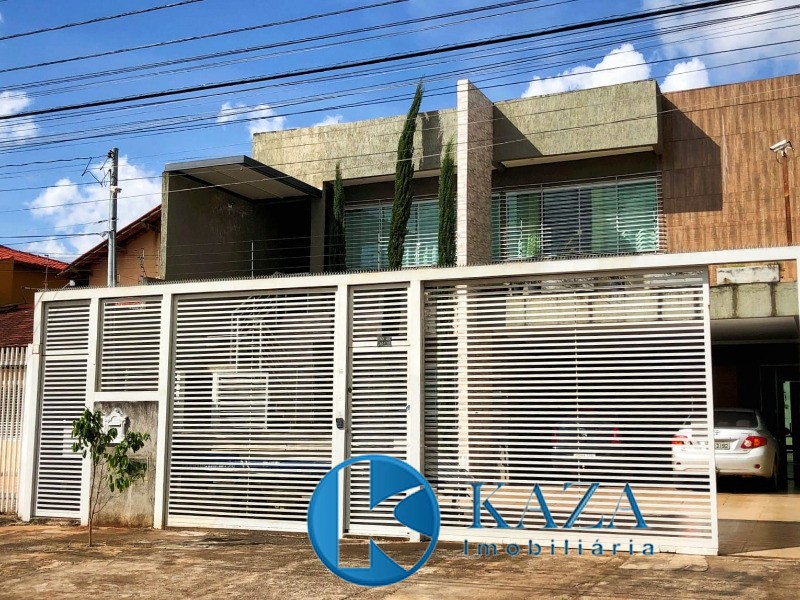 Casa à venda com 3 quartos, 340m² - Foto 1