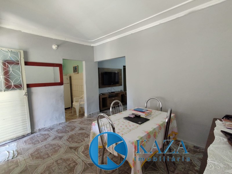 Casa à venda com 3 quartos, 300m² - Foto 13