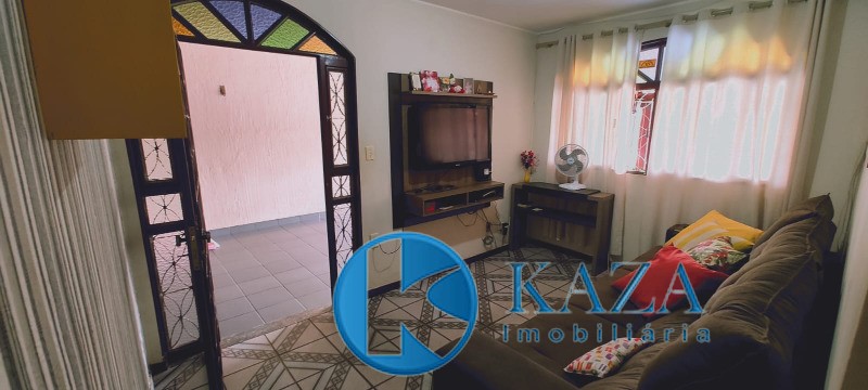 Casa à venda com 3 quartos, 220m² - Foto 5