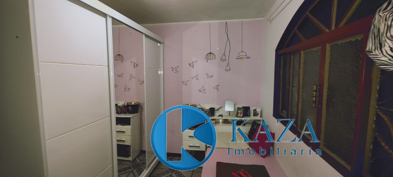 Casa à venda com 3 quartos, 220m² - Foto 11