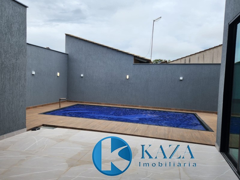 Casa à venda com 3 quartos, 250m² - Foto 3