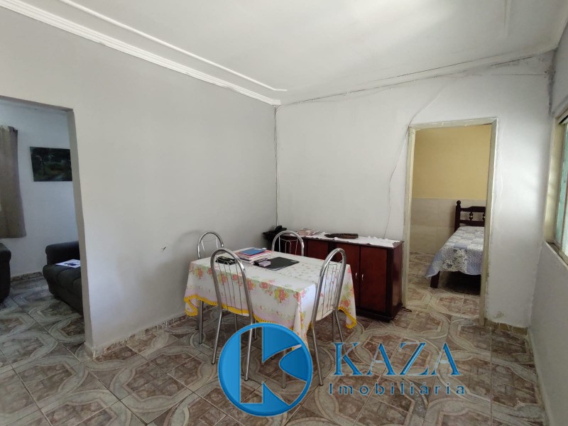 Casa à venda com 3 quartos, 300m² - Foto 14