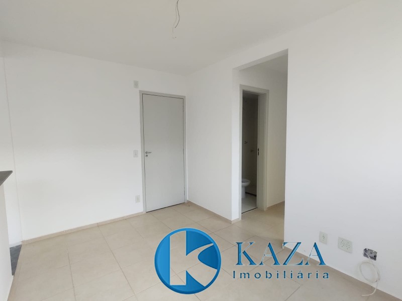 Apartamento à venda com 2 quartos, 44m² - Foto 2