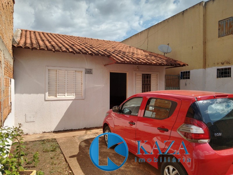 Casa à venda com 2 quartos, 176m² - Foto 2