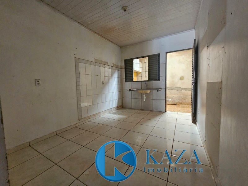 Casa à venda com 2 quartos, 104m² - Foto 4