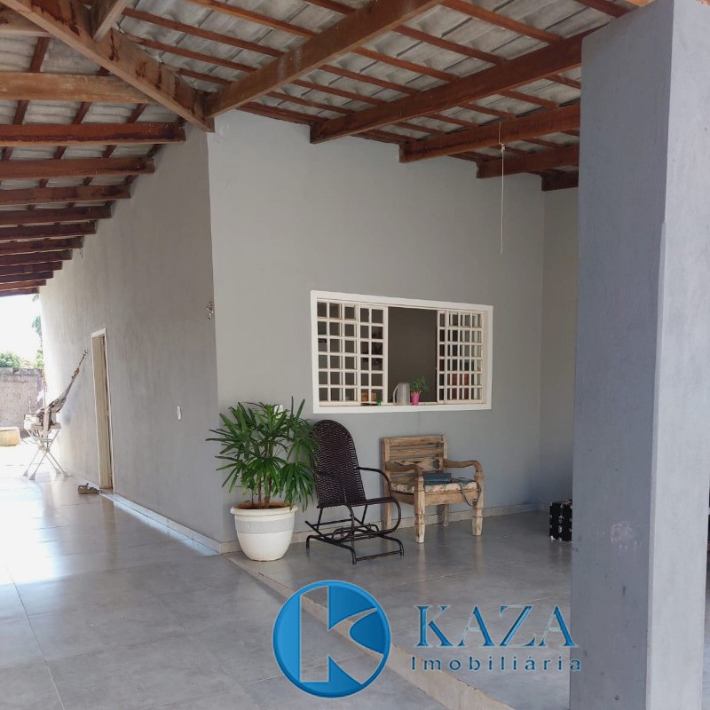 Casa à venda com 4 quartos, 200m² - Foto 5