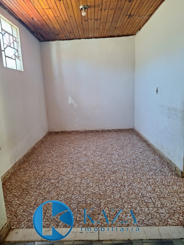 Casa à venda com 3 quartos, 90m² - Foto 11