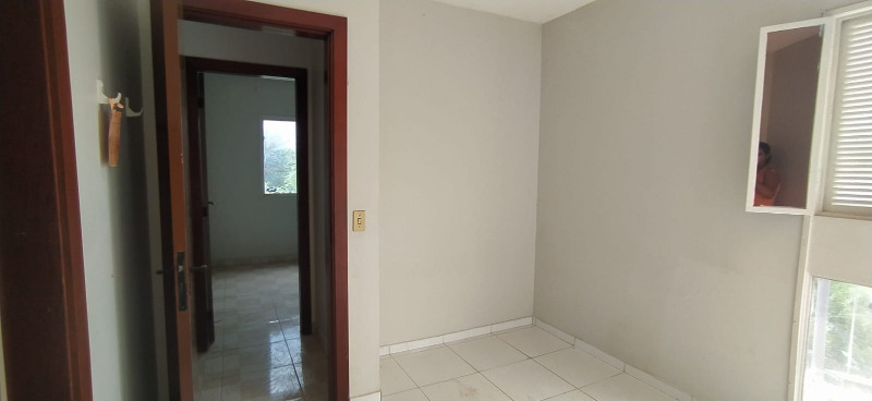 Apartamento à venda com 3 quartos, 93m² - Foto 11