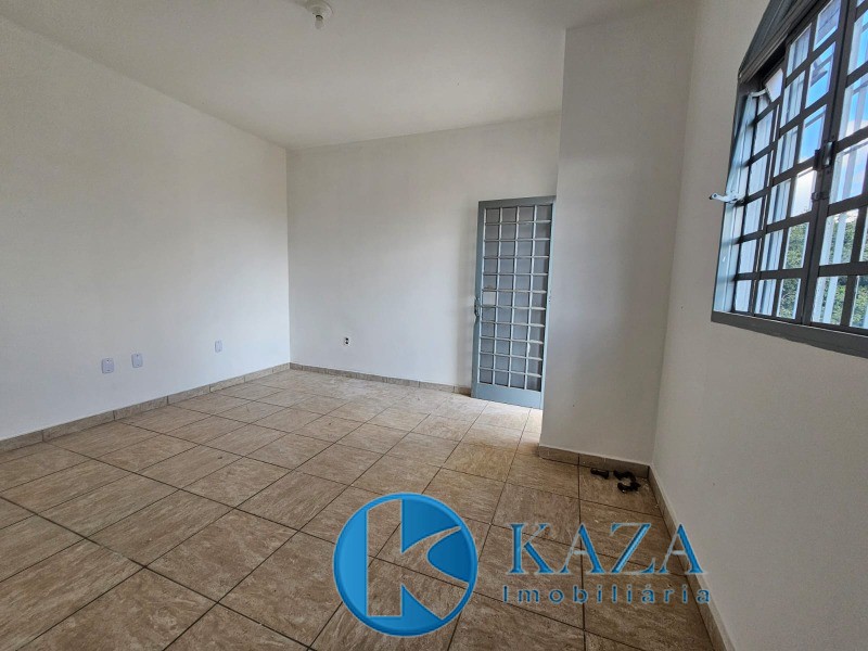 Casa à venda com 3 quartos, 244m² - Foto 25