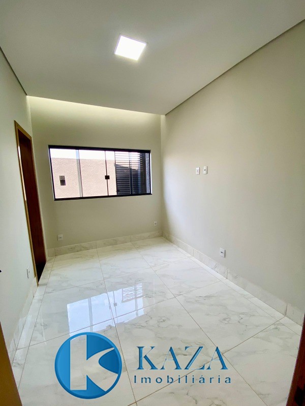 Casa à venda com 3 quartos, 151m² - Foto 11